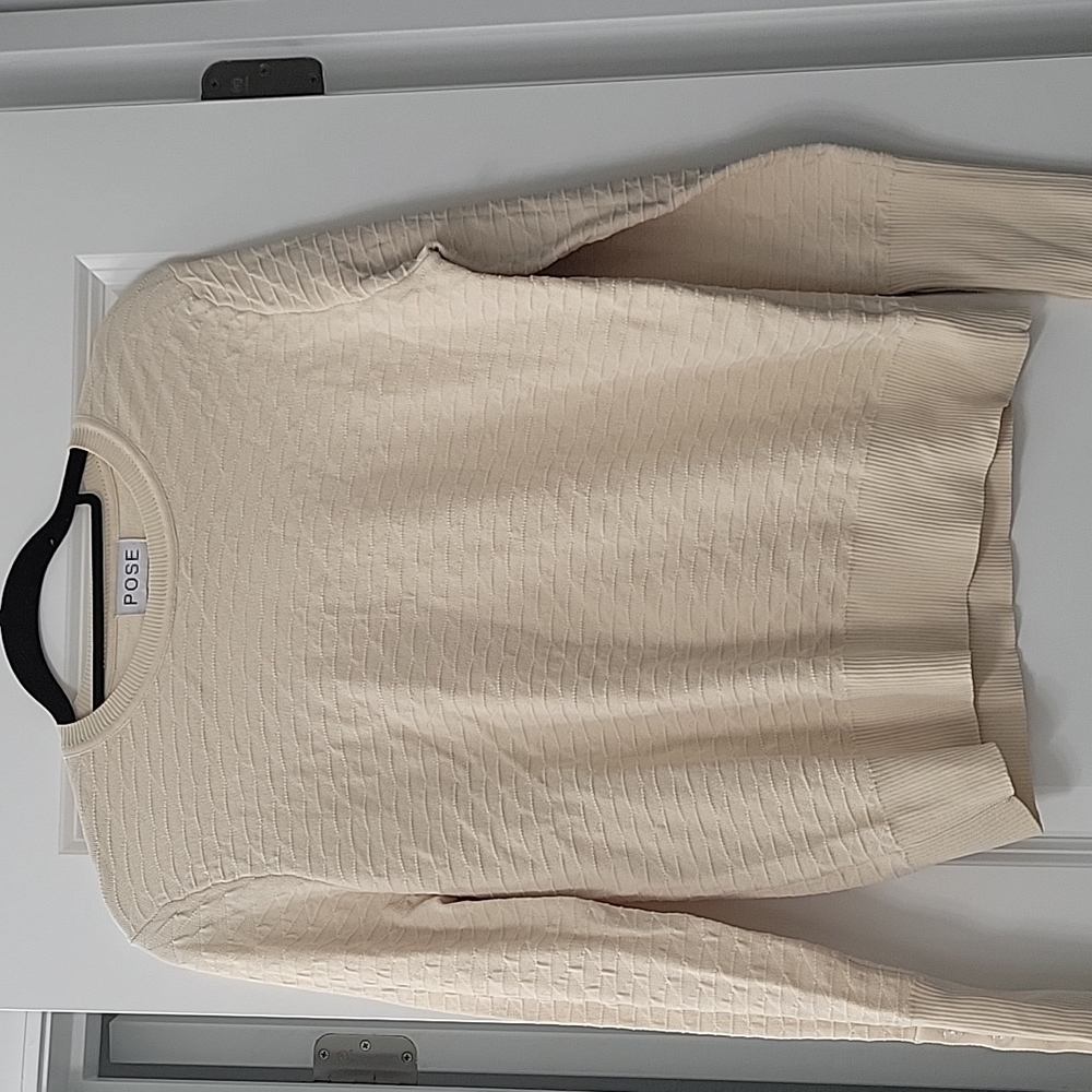 Geometric Design Sweater - Picture 2 of 5